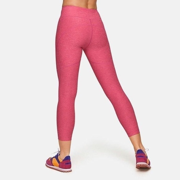 NWT Outdoor Voices 3/4 Warmup Leggings In Flamingo - Picture 5 of 8
